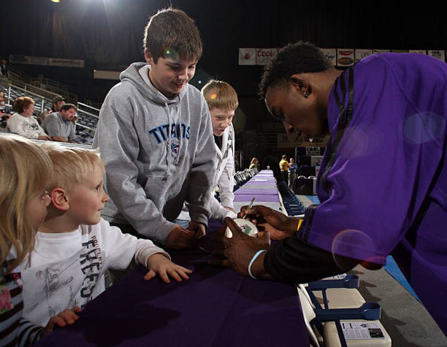 Hasheem Thabeet Takes Charge